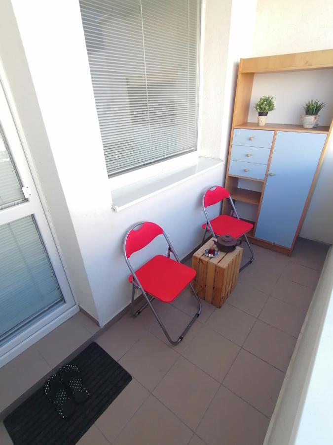 Cozy, Bright Room With Free Parking บราติสลาวา ภายนอก รูปภาพ
