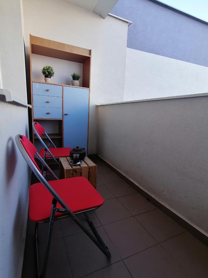Cozy, Bright Room With Free Parking บราติสลาวา ภายนอก รูปภาพ